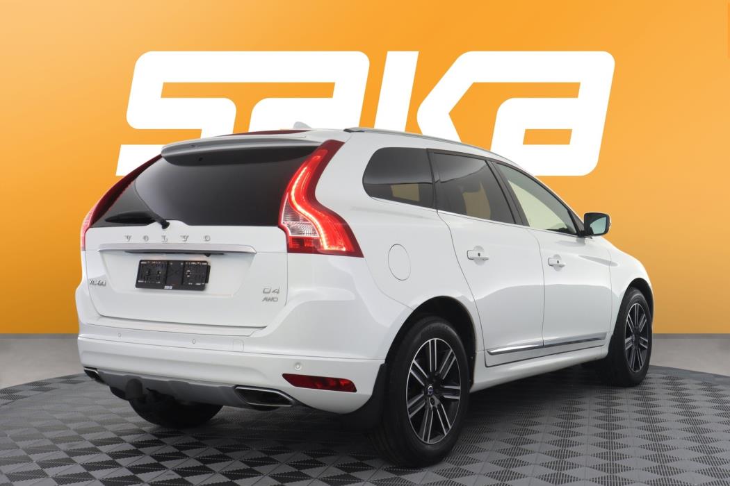 VOLVO XC60 2016