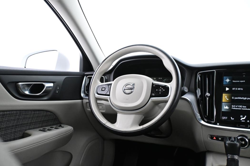 VOLVO V60 2020