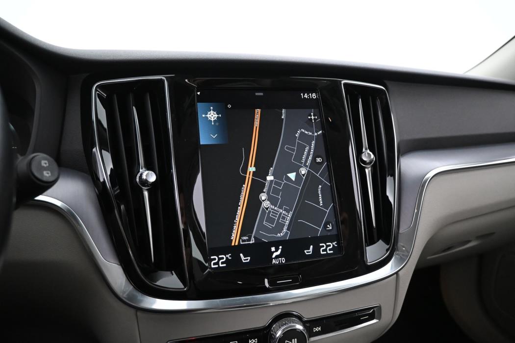 VOLVO V60 2020
