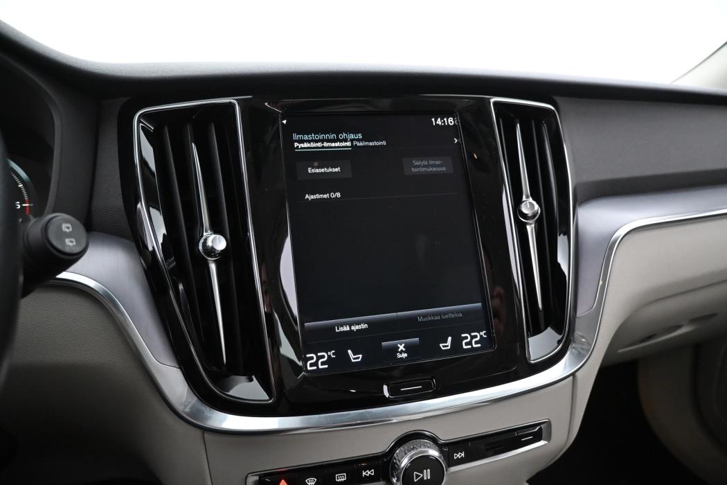 VOLVO V60 2020