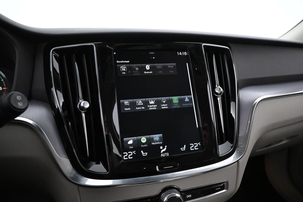 VOLVO V60 2020