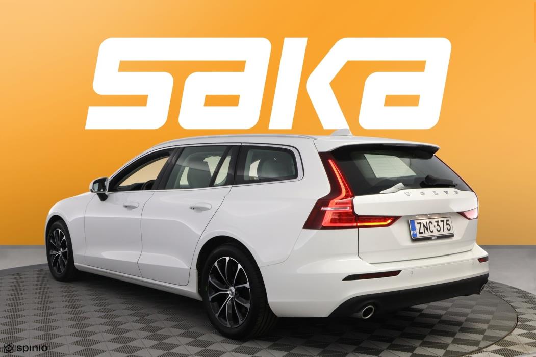 VOLVO V60 2020