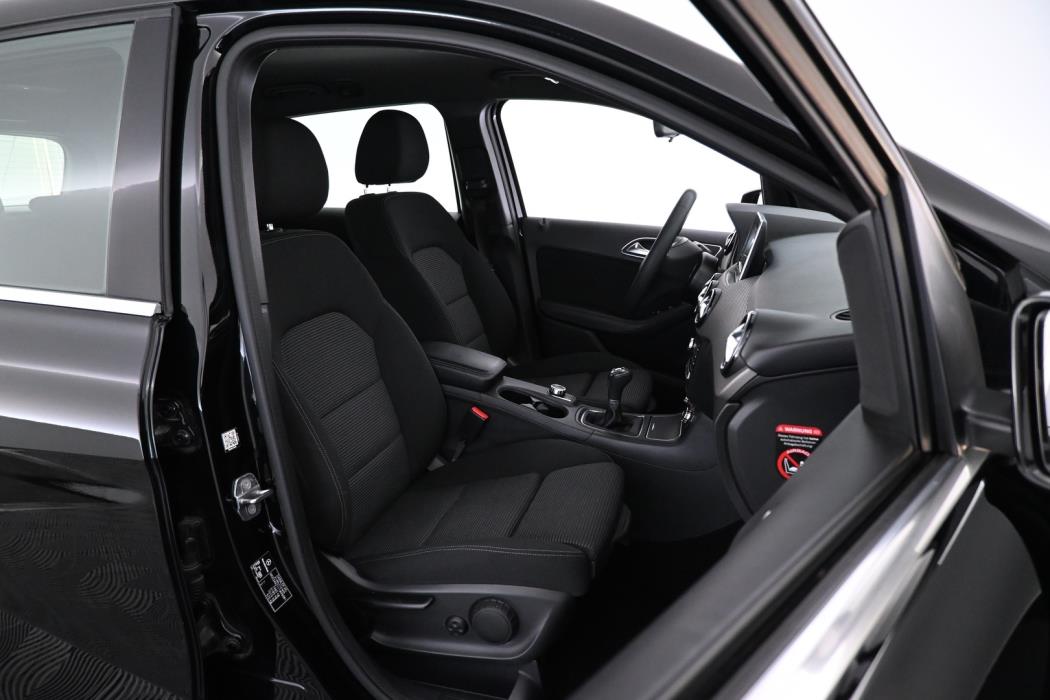 MERCEDES-BENZ B 2018