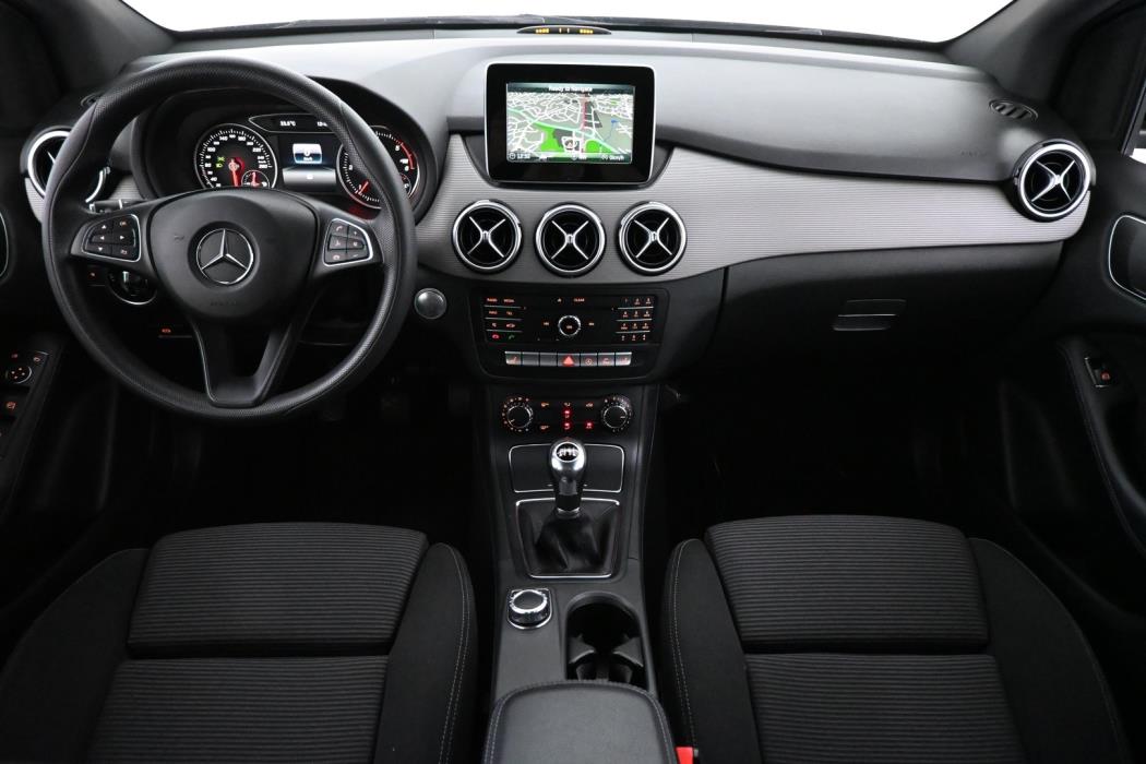 MERCEDES-BENZ B 2018