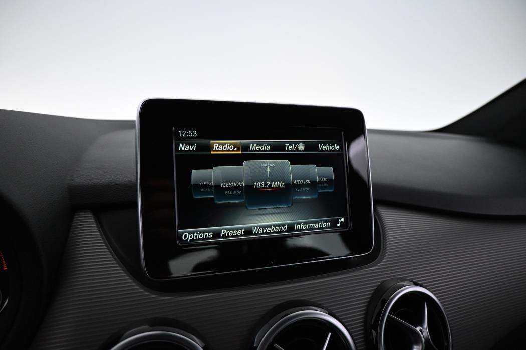 MERCEDES-BENZ B 2018