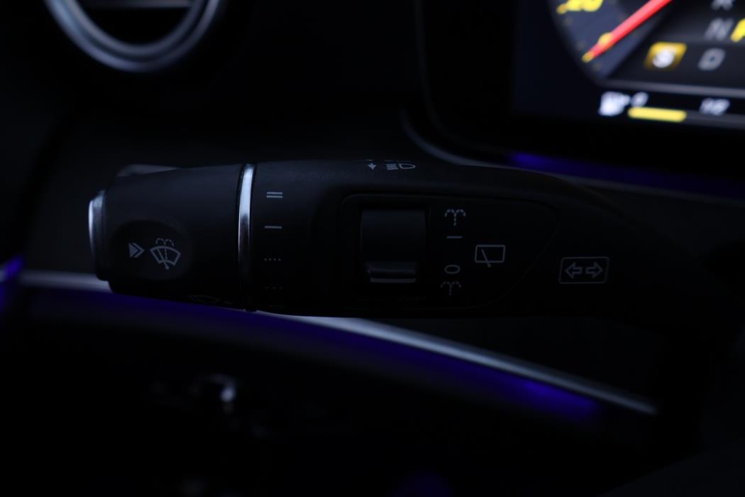 MERCEDES-BENZ E 2017