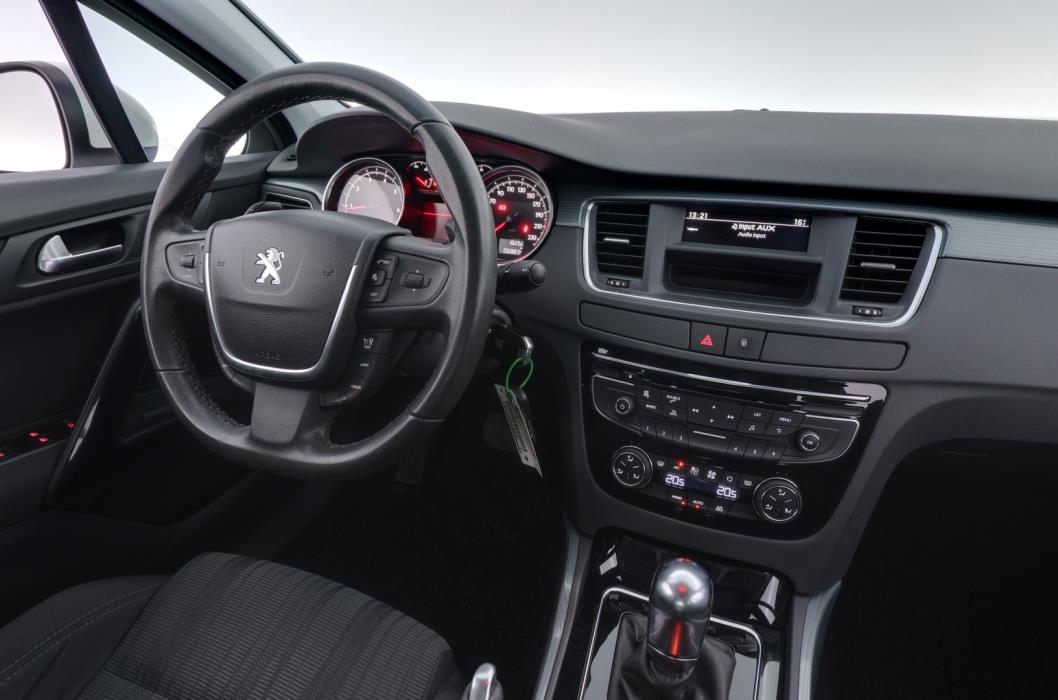 PEUGEOT 508 2012