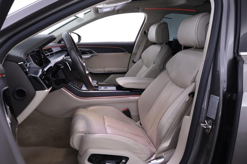 AUDI A8 2018