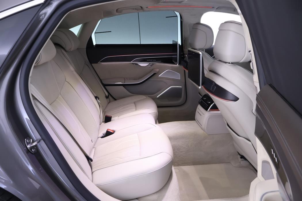 AUDI A8 2018