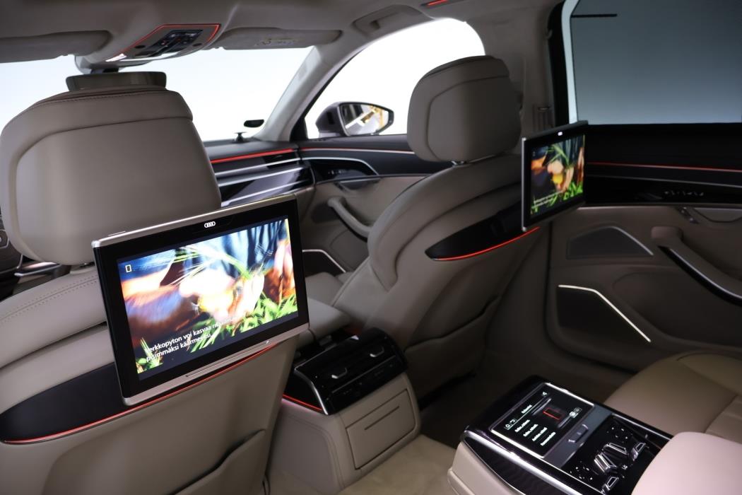 AUDI A8 2018