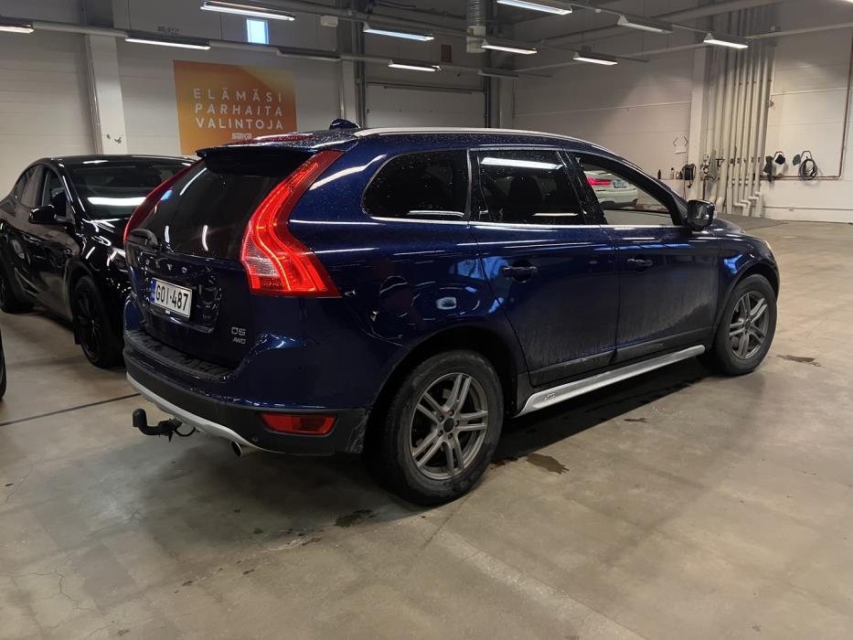 VOLVO XC60 2012