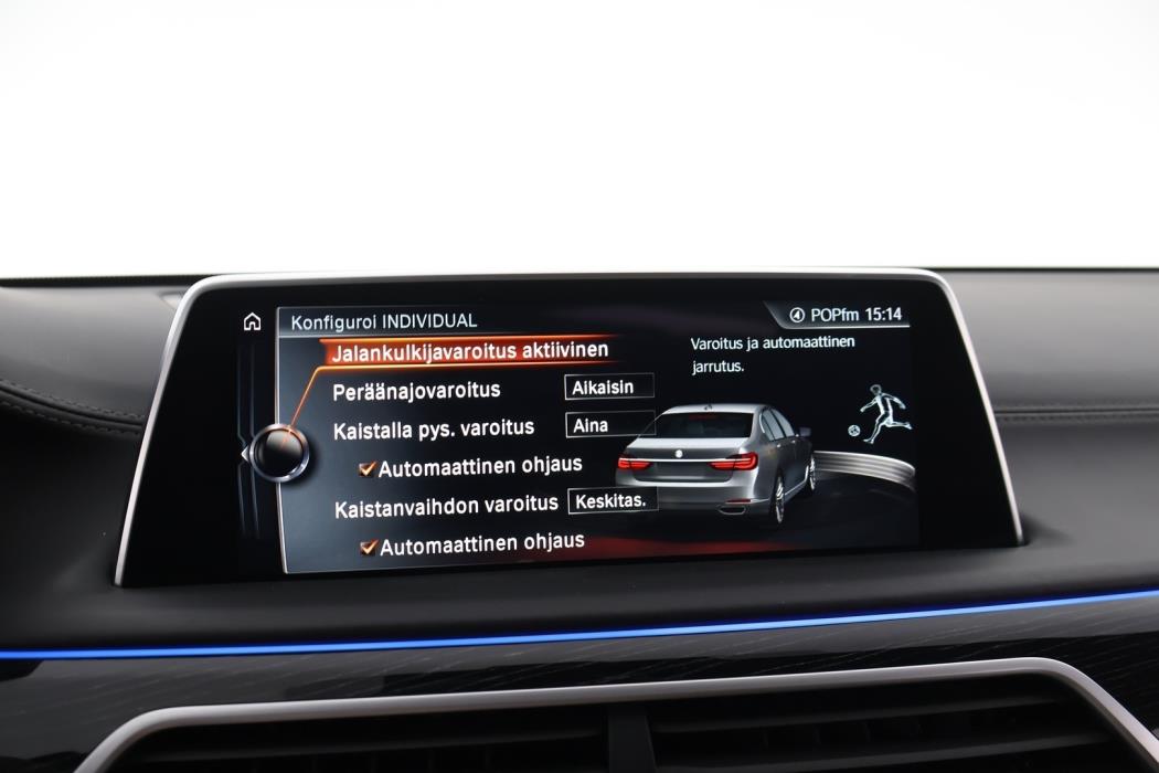 BMW 740 2017