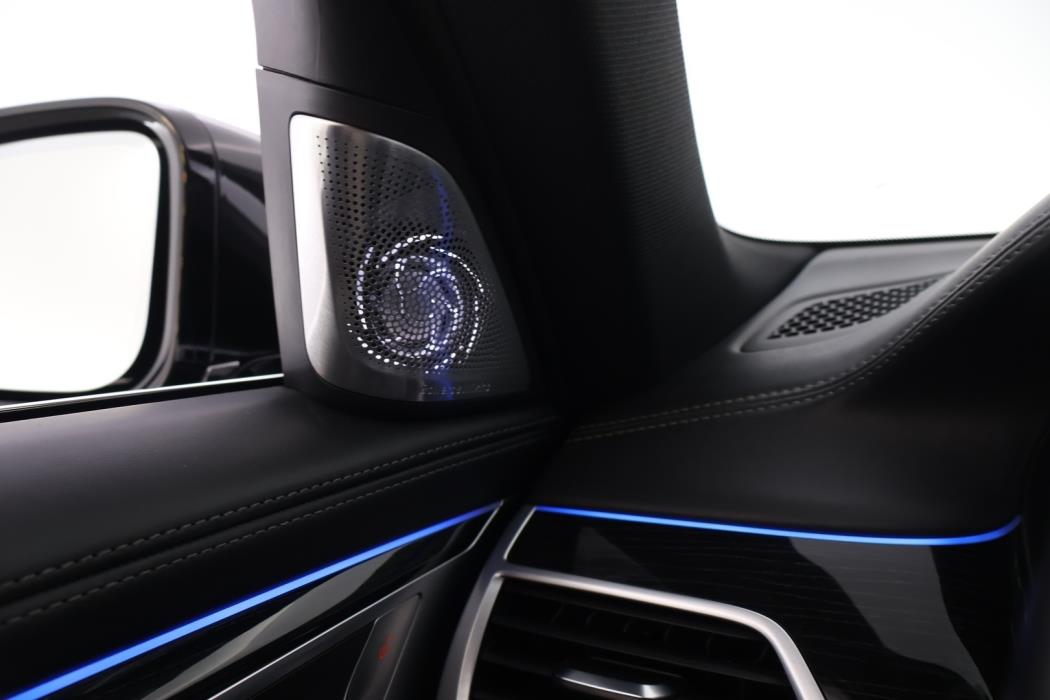 BMW 740 2017
