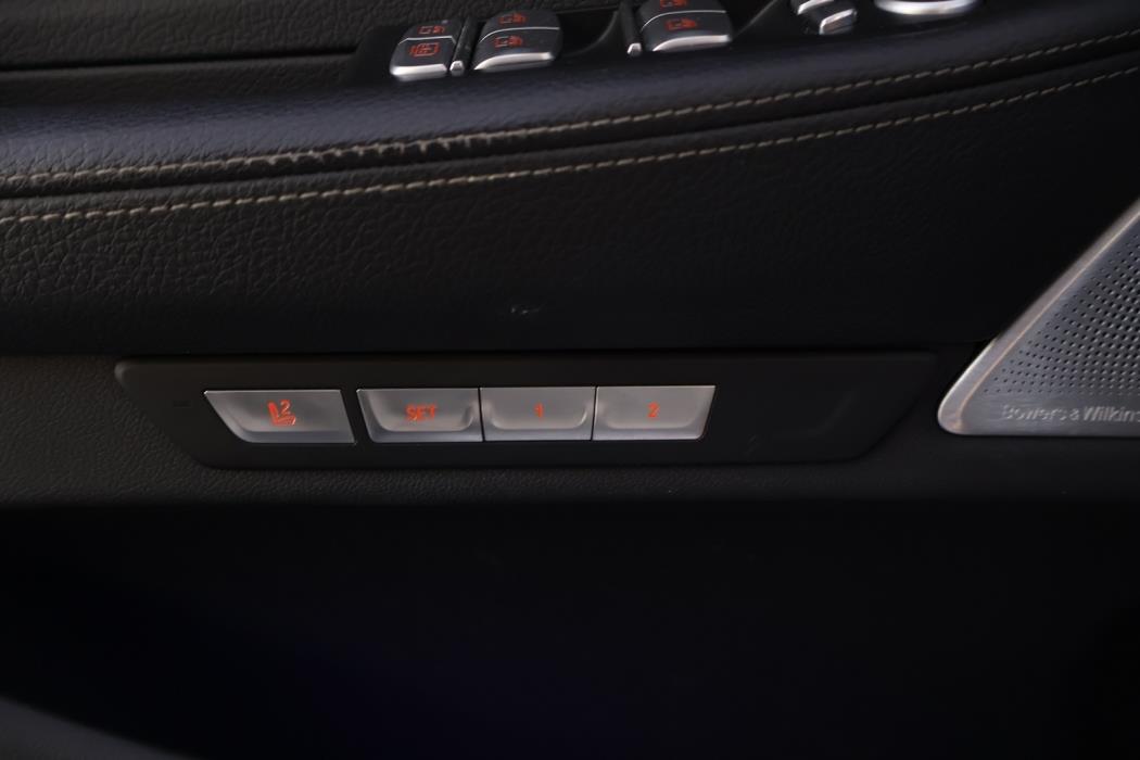 BMW 740 2017