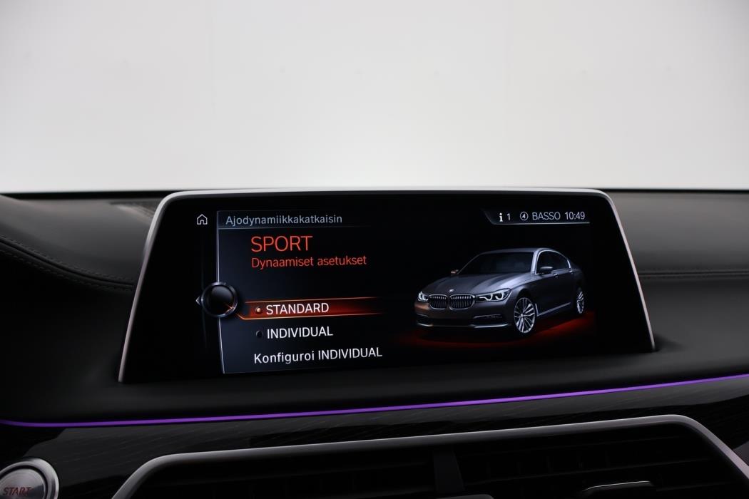 BMW 740 2017