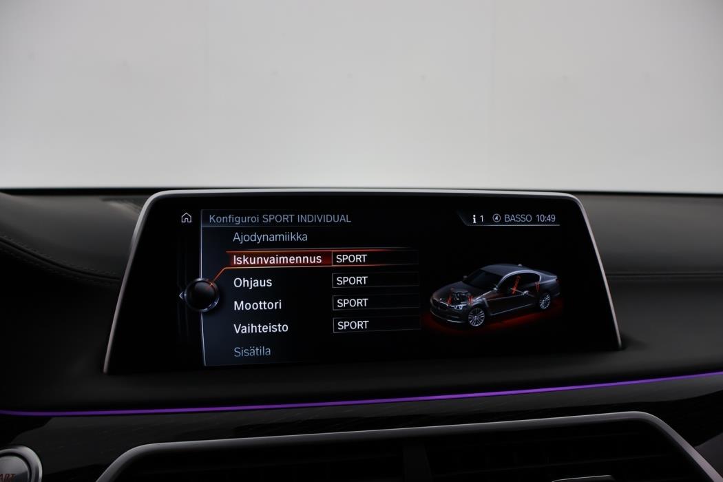 BMW 740 2017