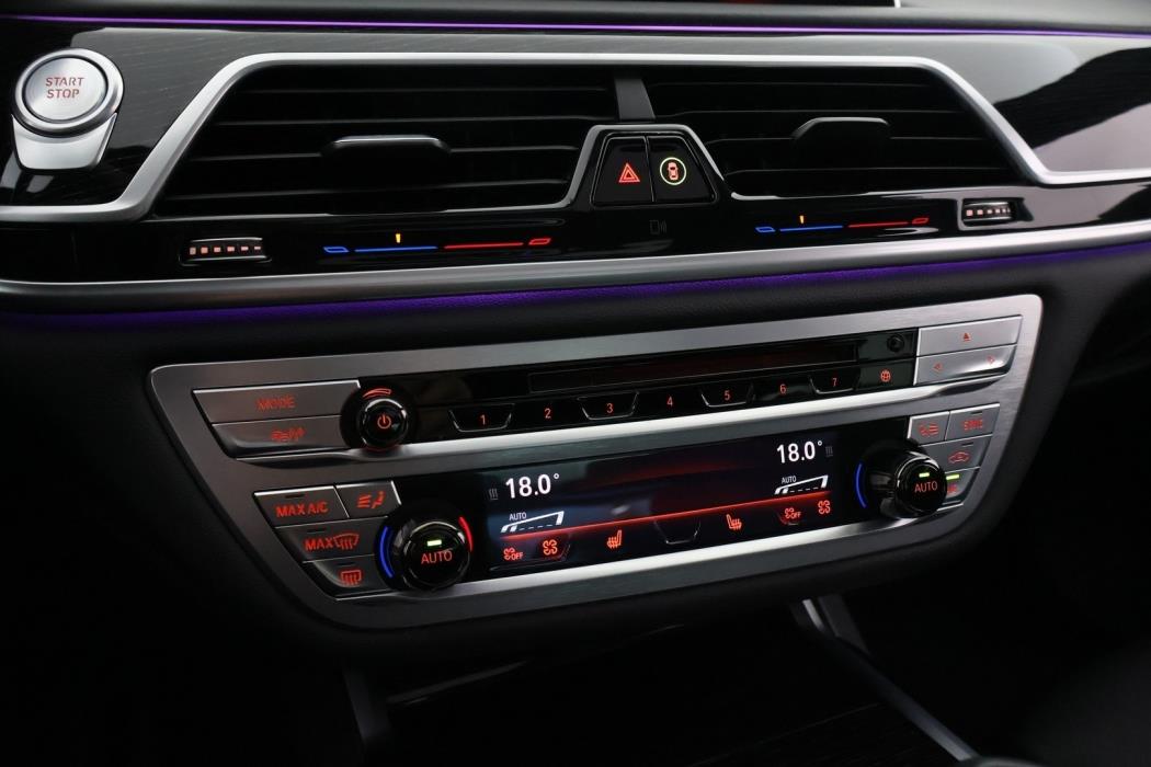 BMW 740 2017