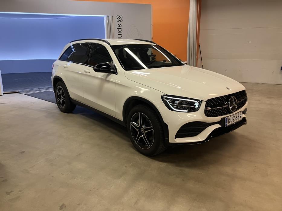 MERCEDES-BENZ GLC 2022