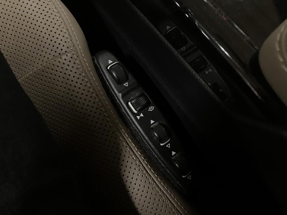 MERCEDES-BENZ E 2013