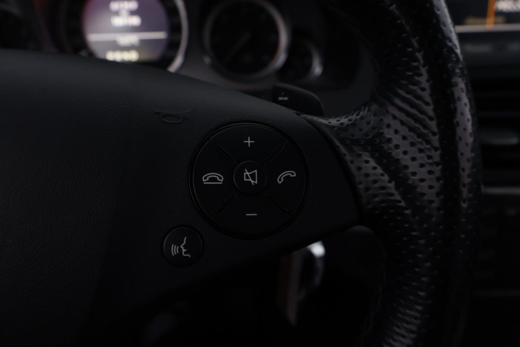 MERCEDES-BENZ E 2010