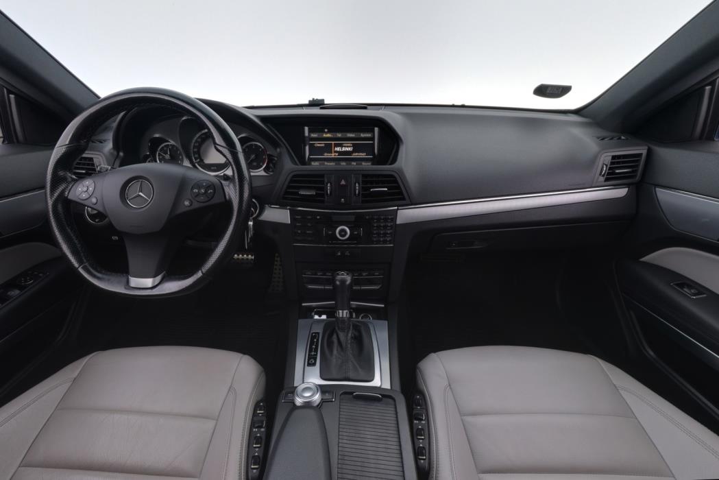 MERCEDES-BENZ E 2010