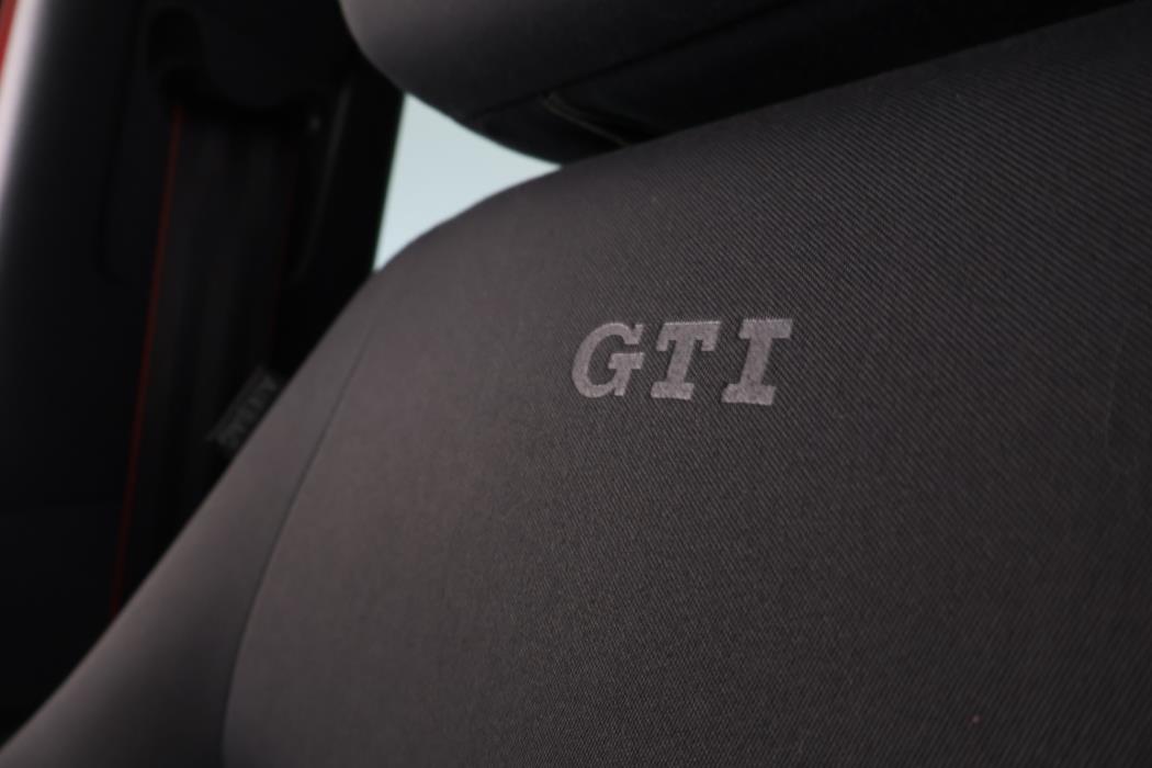 VOLKSWAGEN Polo 2006