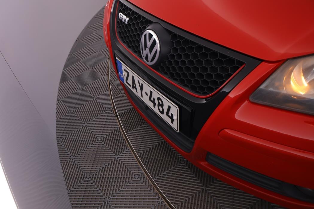 VOLKSWAGEN Polo 2006