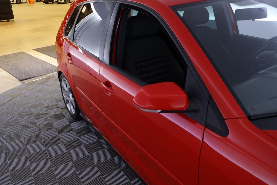 VOLKSWAGEN Polo 2006