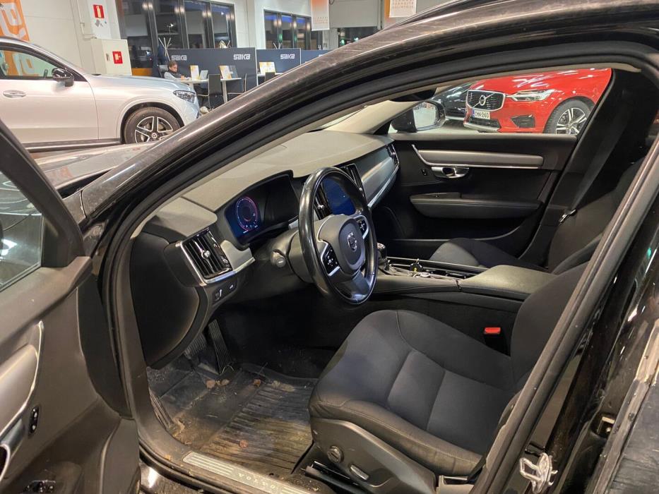 VOLVO V90 2019
