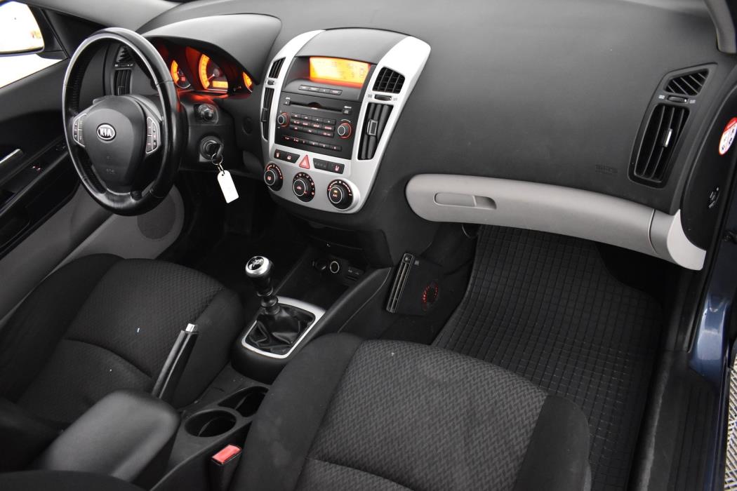 KIA cee'd 2008