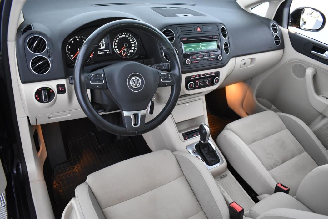 VOLKSWAGEN Golf Plus 2012