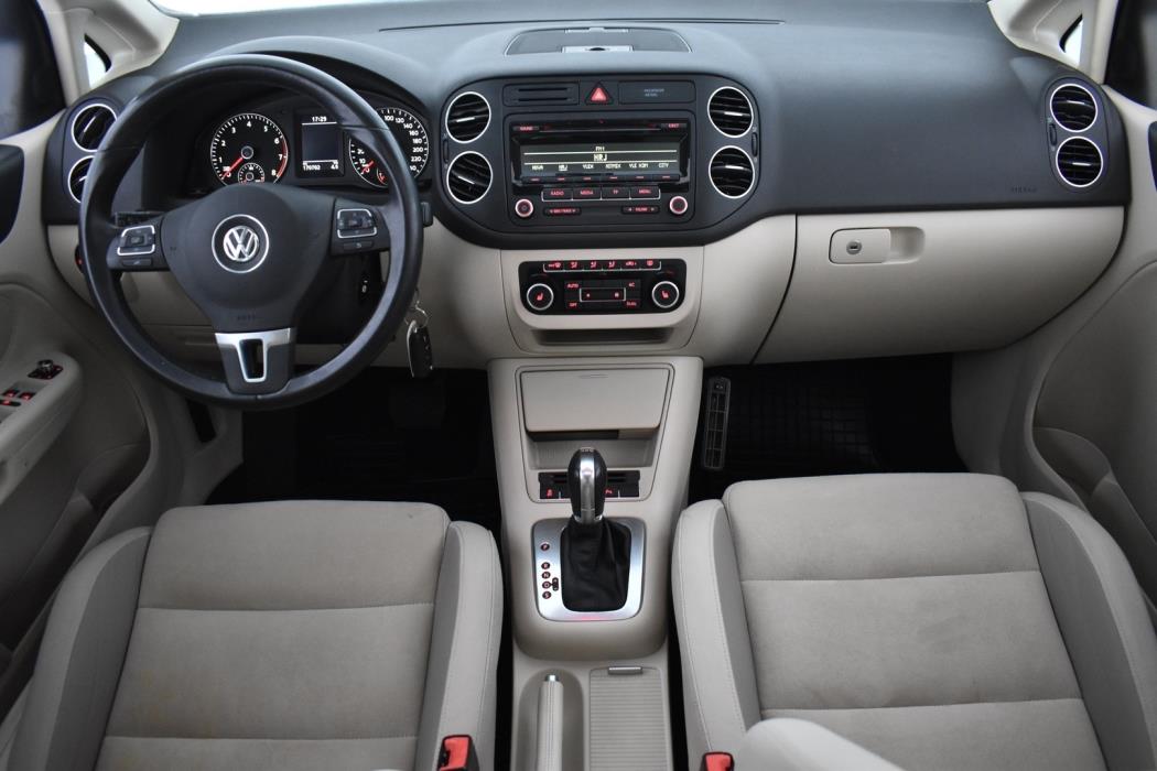 VOLKSWAGEN Golf Plus 2012