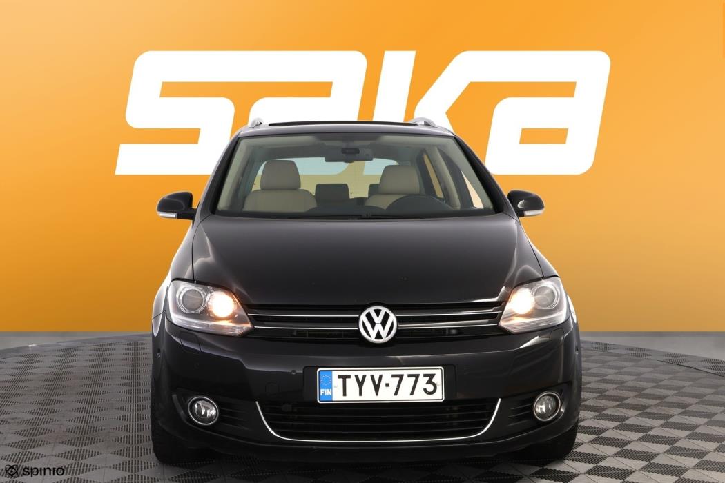 VOLKSWAGEN Golf Plus 2012