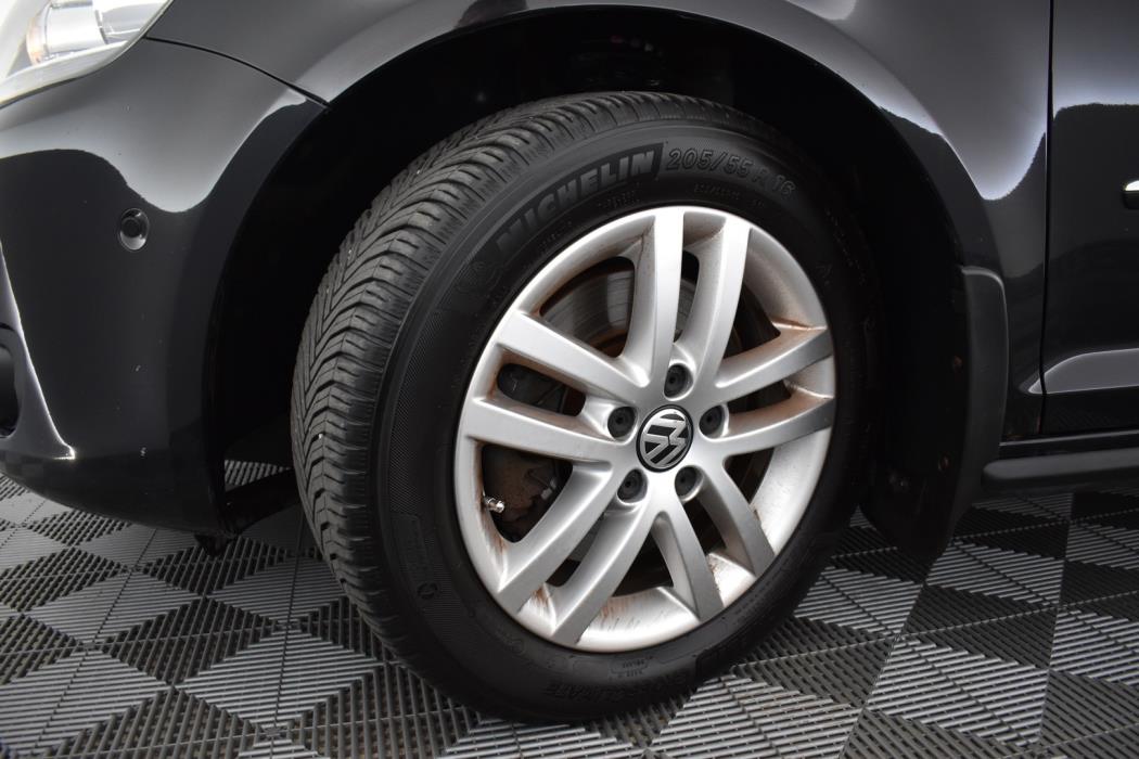 VOLKSWAGEN Golf Plus 2012