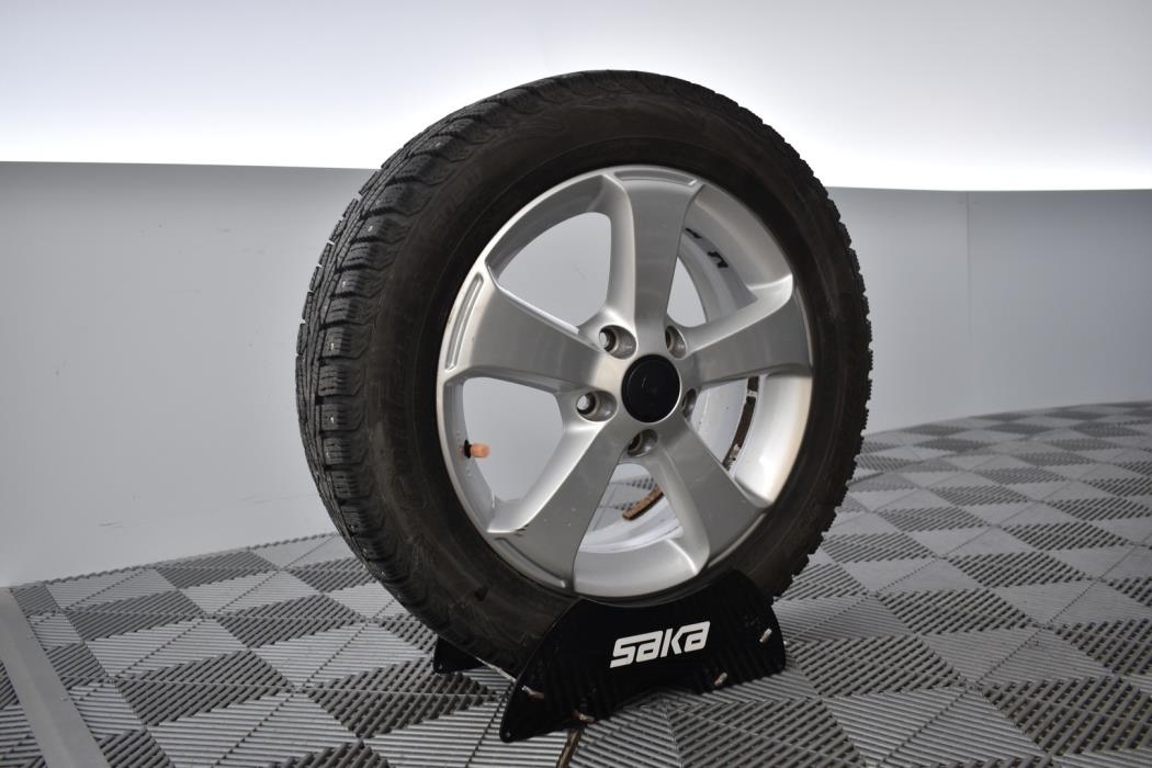 VOLKSWAGEN Golf Plus 2012