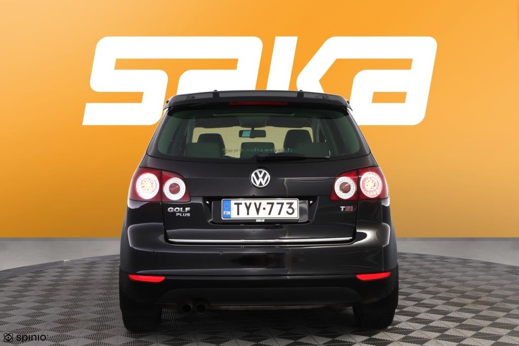 VOLKSWAGEN Golf Plus 2012