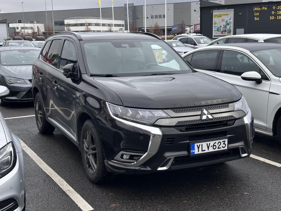MITSUBISHI Outlander 2019