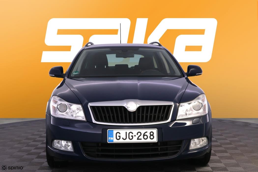 SKODA Octavia 2011