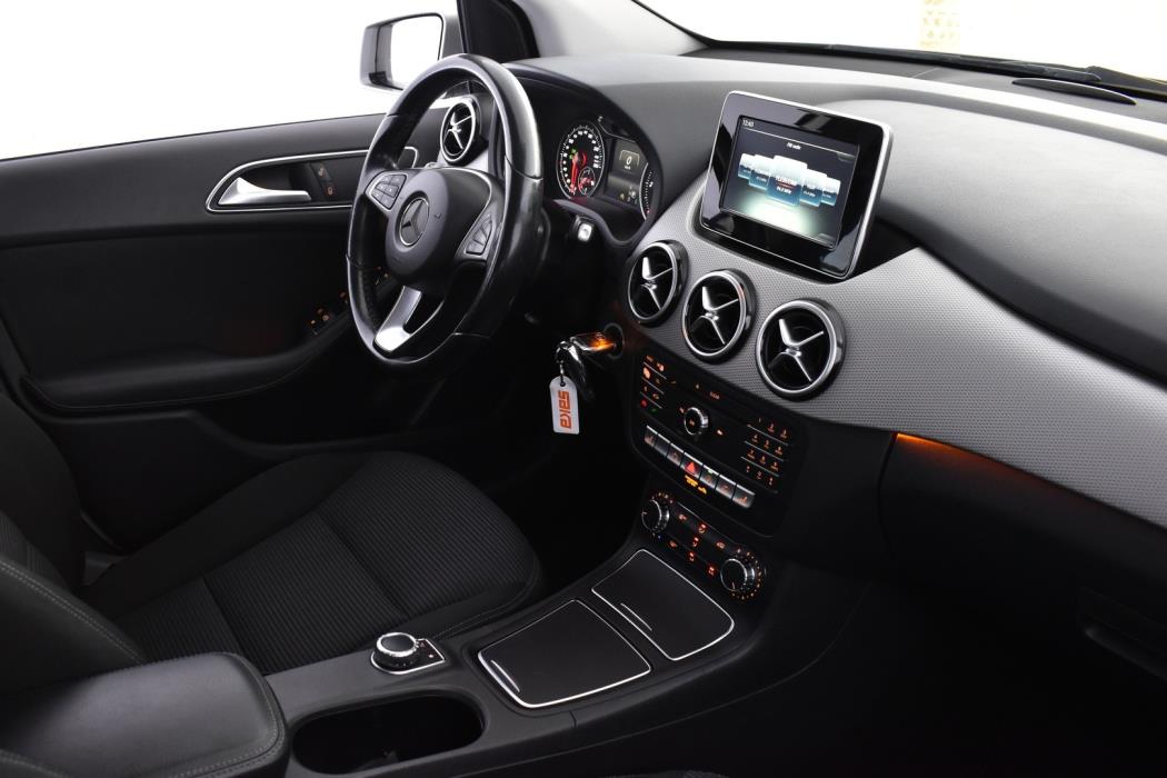 MERCEDES-BENZ B 2015