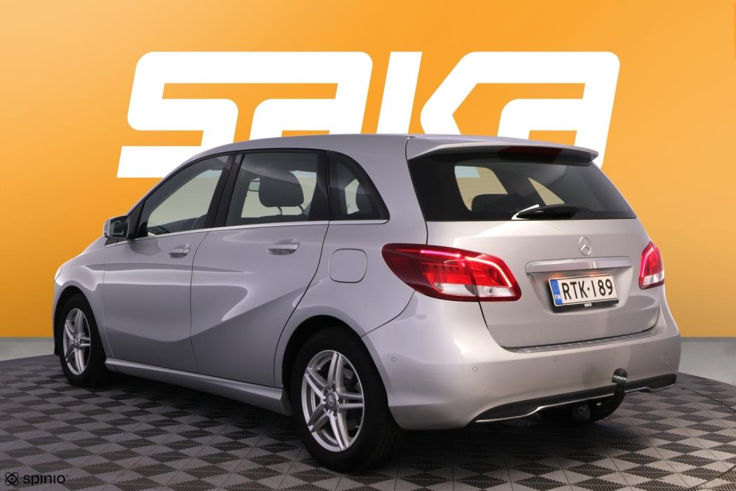 MERCEDES-BENZ B 2015