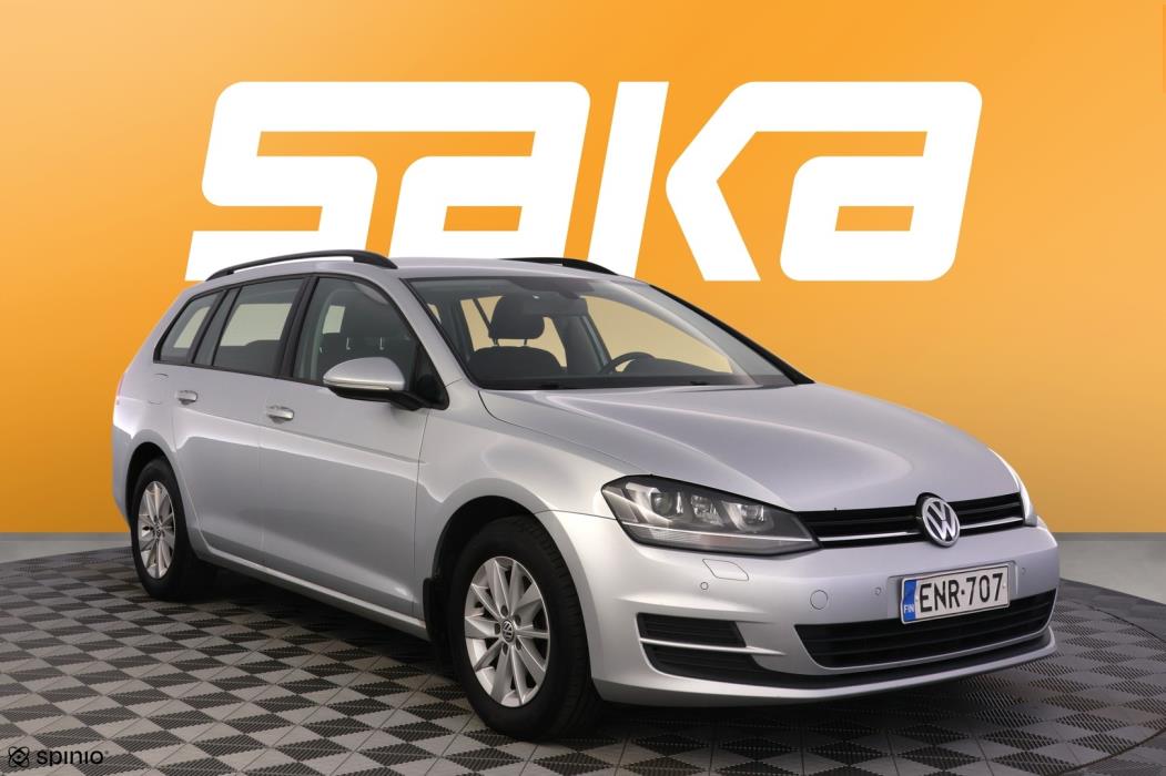 VOLKSWAGEN Golf 2015
