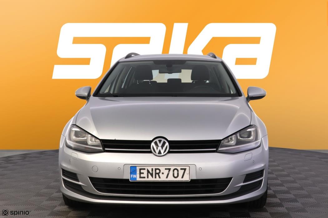 VOLKSWAGEN Golf 2015