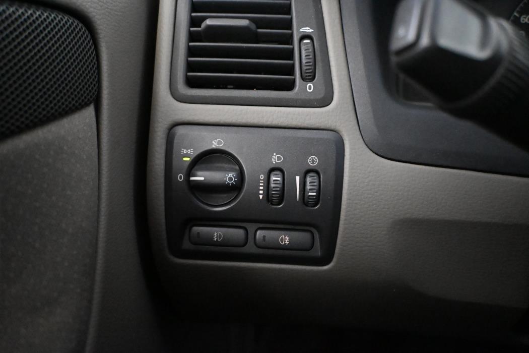 VOLVO V70 2000