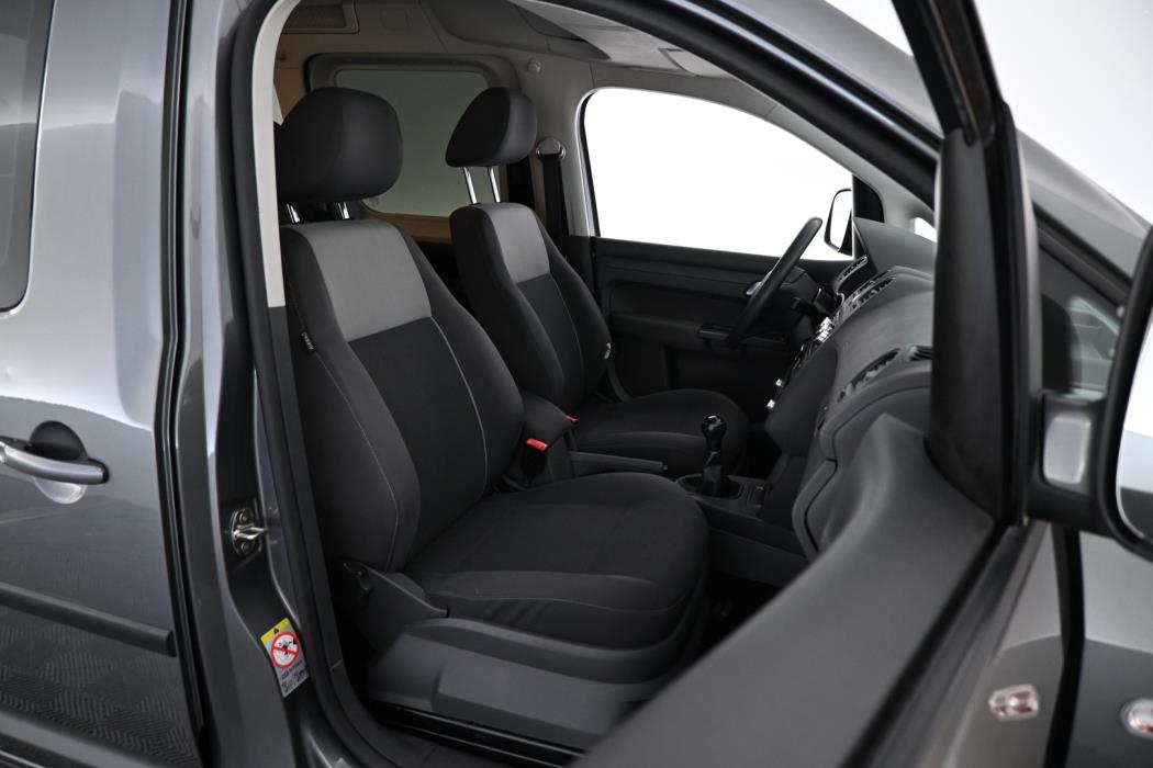 VOLKSWAGEN Caddy 2011