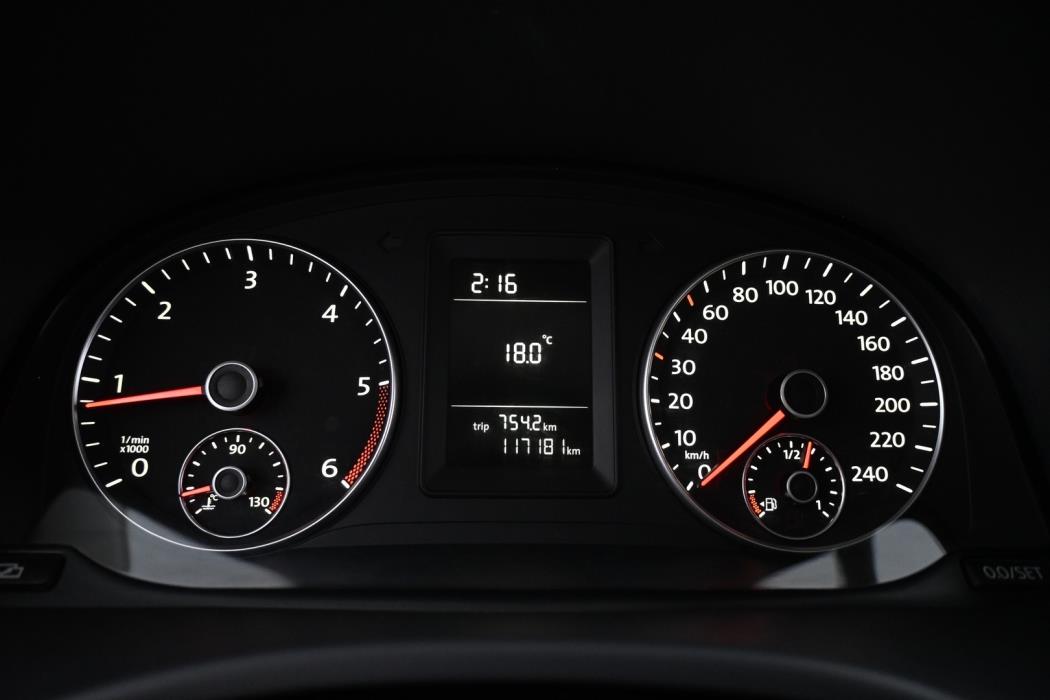 VOLKSWAGEN Caddy 2011