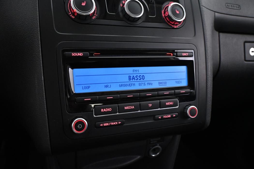 VOLKSWAGEN Caddy 2011