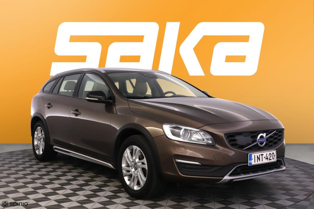 VOLVO V60 Cross Country 2018