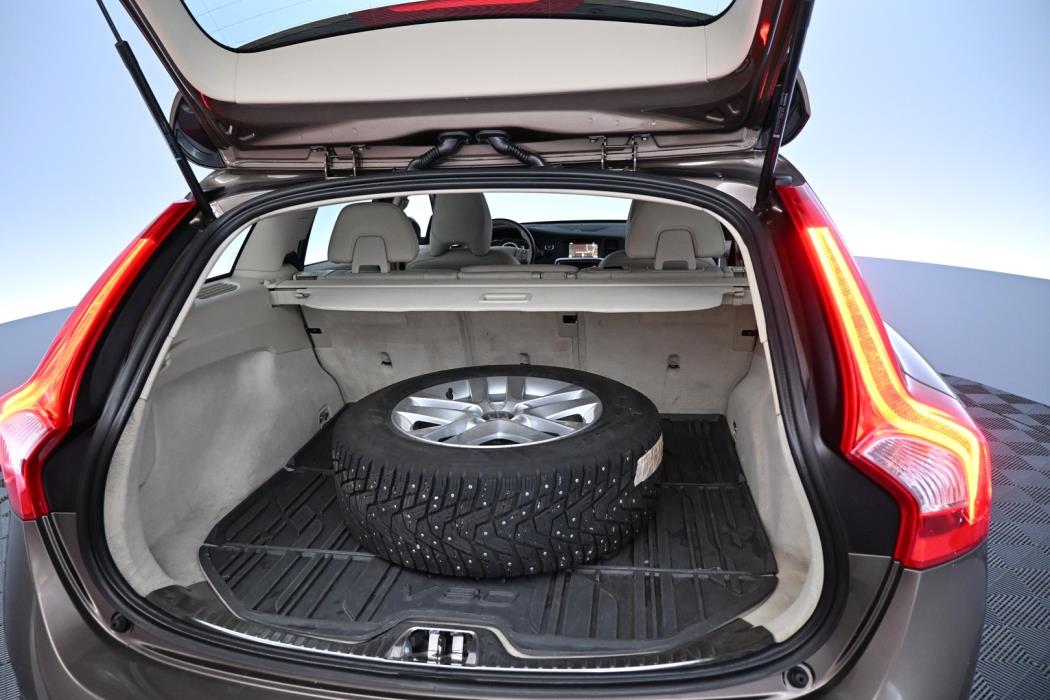 VOLVO V60 Cross Country 2018