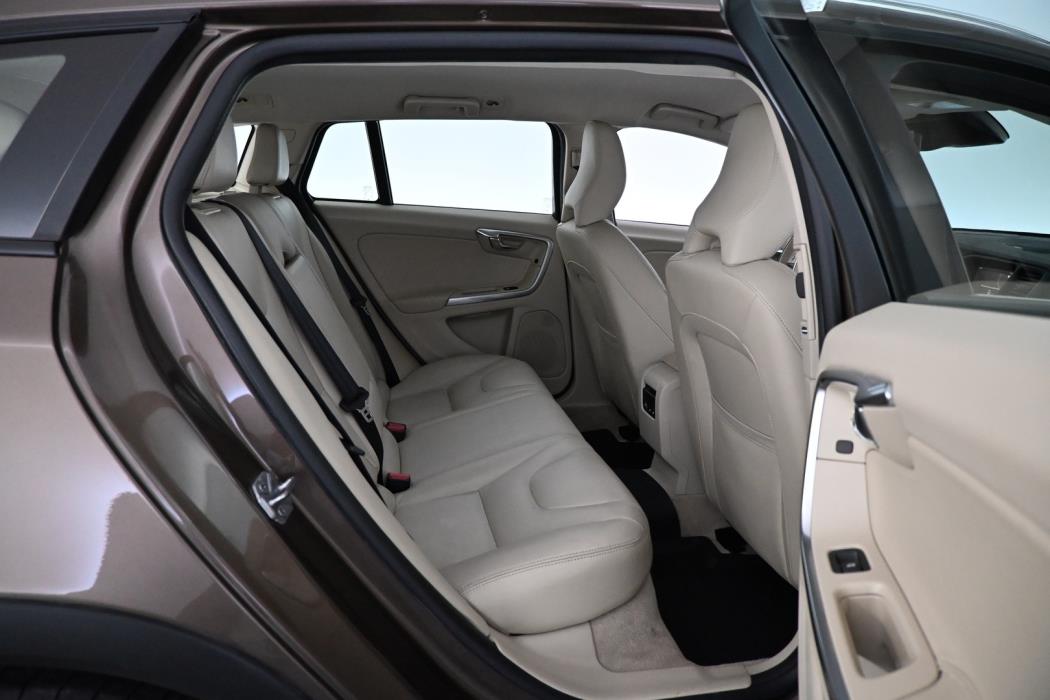 VOLVO V60 Cross Country 2018