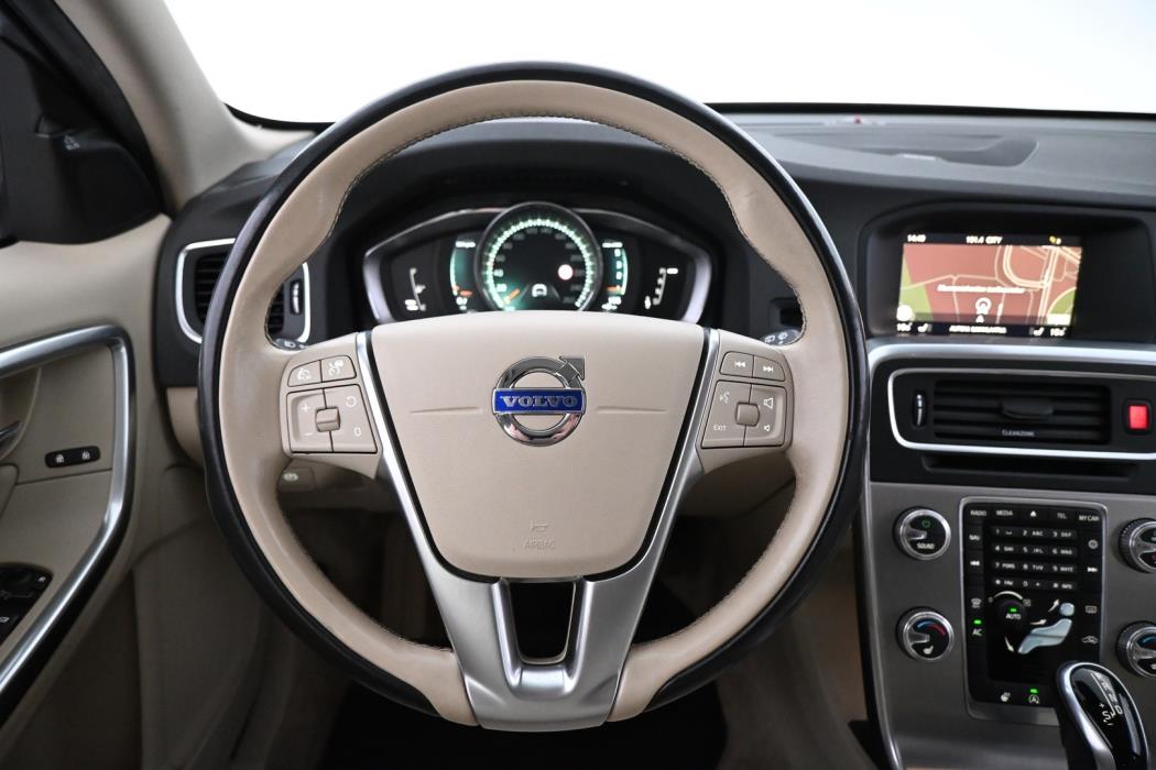 VOLVO V60 Cross Country 2018